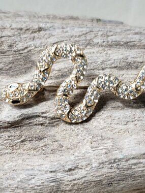 New Rhinestone Studded Snake Brooch Pin Clear and Black Stones